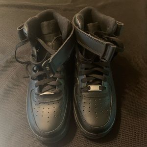Mens high top black Air Force ones